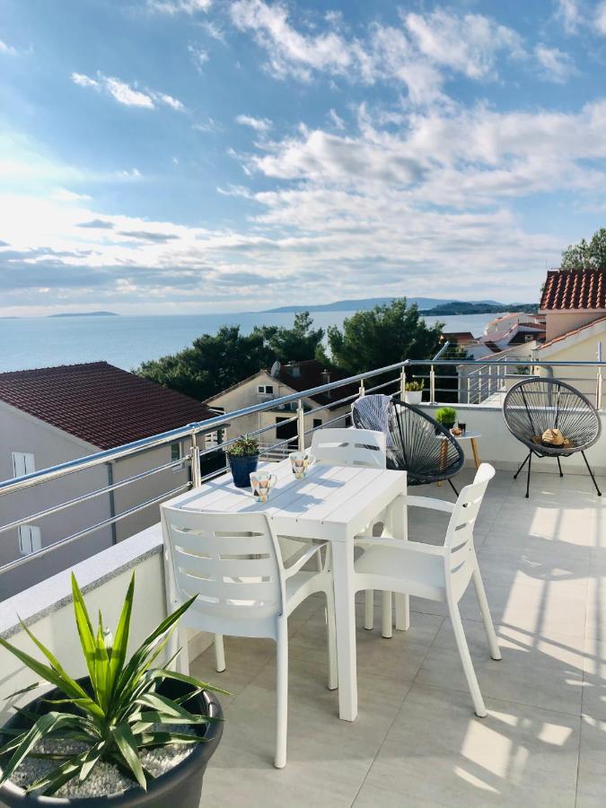 Villa Dani Sea & Pool Apartments Trogir Exterior foto