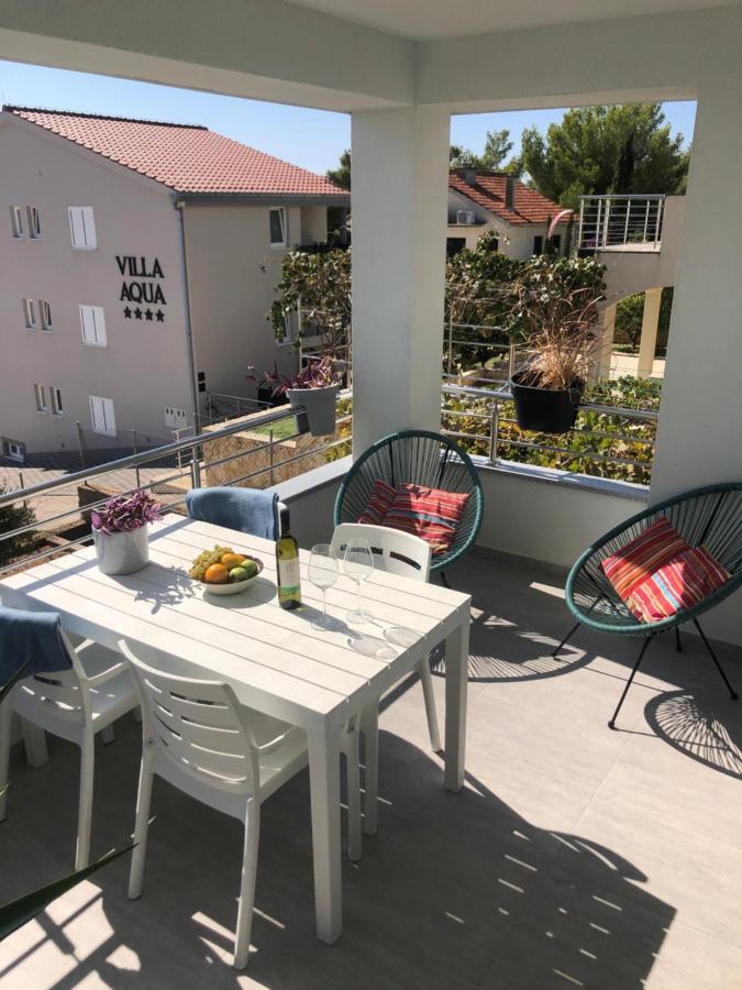 Villa Dani Sea & Pool Apartments Trogir Exterior foto